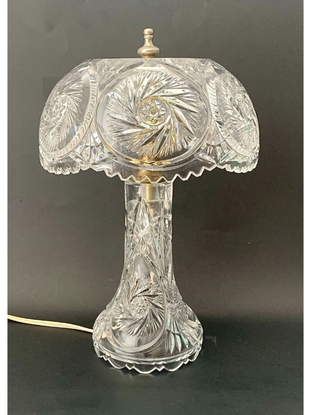 Vintage Pinwheel Crystal Mushroom Table Lamp Boudoir Lamp